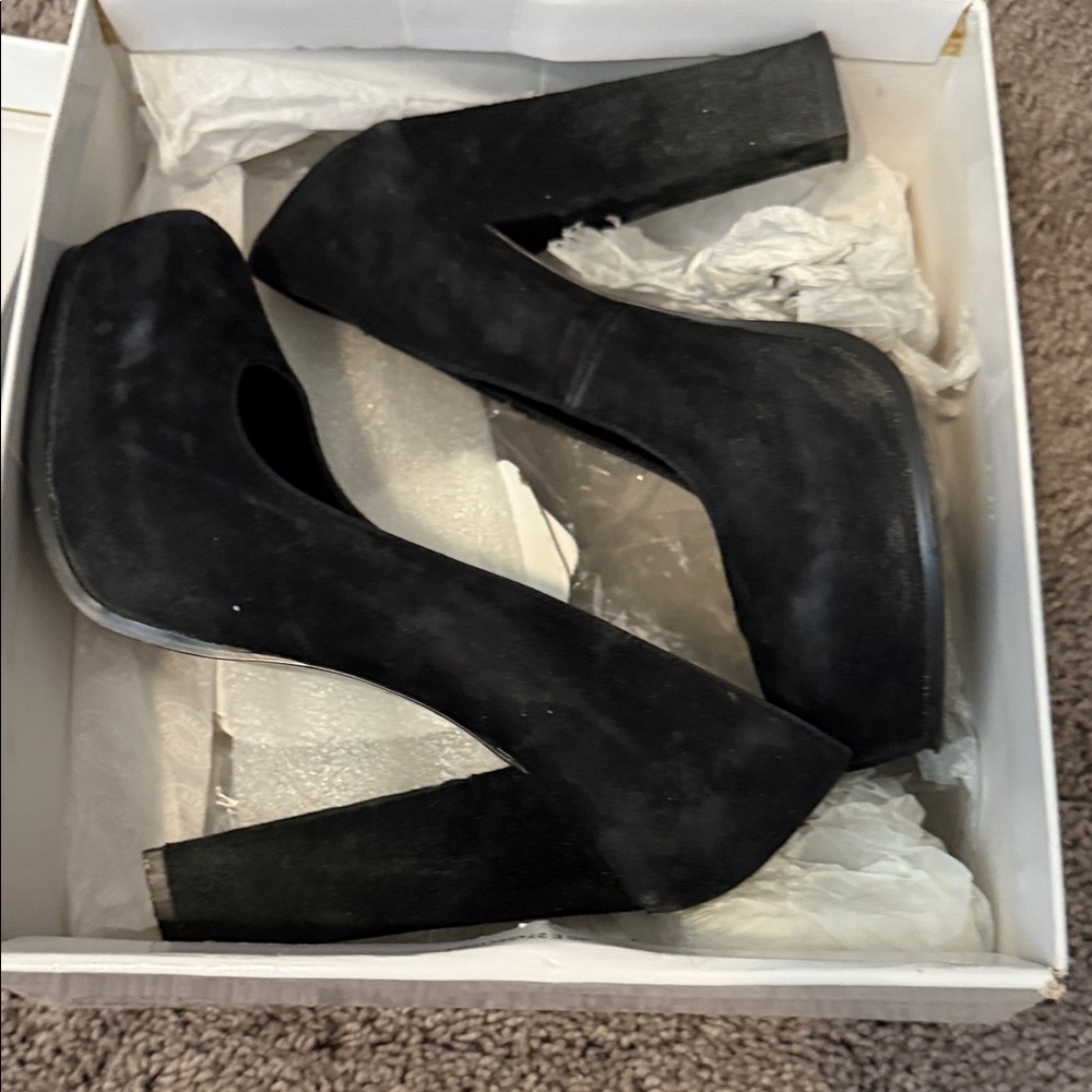 Steve Madden Black Suede Heels
